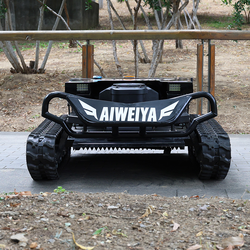 カスタマイズ可能な自走式芝刈り機は、バッテリー駆動システムを - Power Tools Professional のレビューと価格
