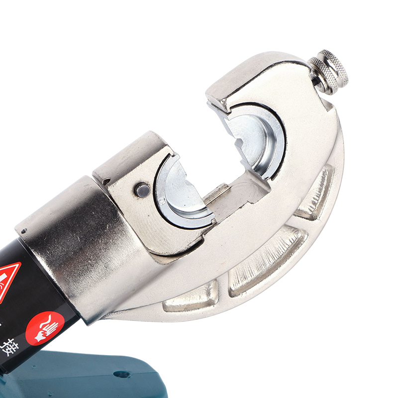 EZ-C300 油圧式バッテリー駆動ケーブル圧着工具、プロ仕 - Power Tools Professional のレビューと価格