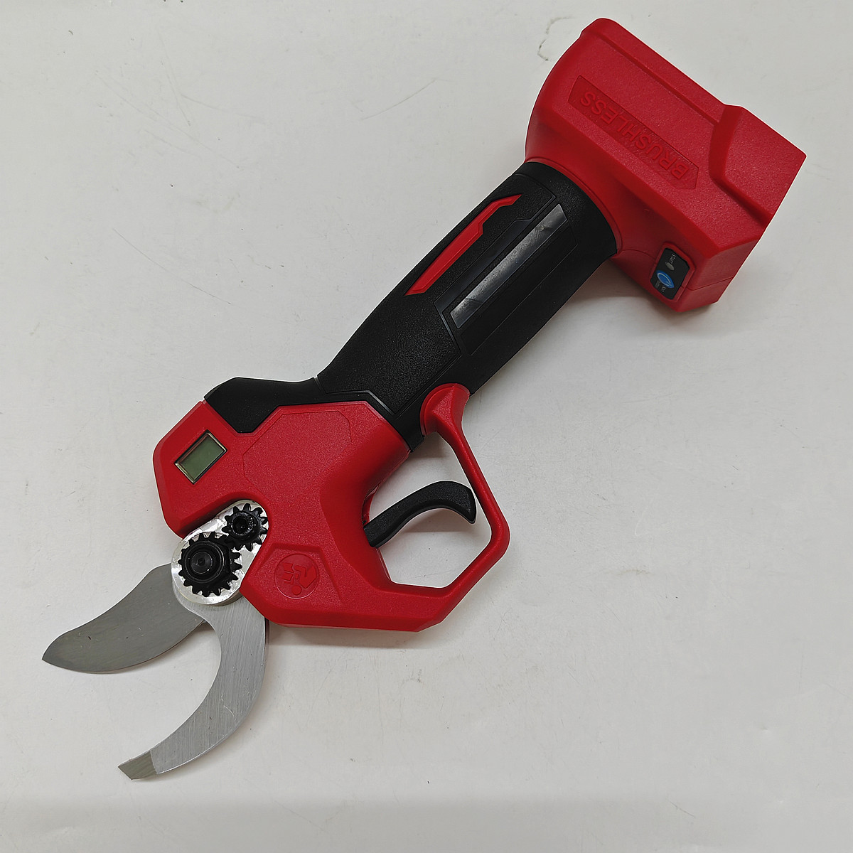 ブラシレス電動剪定鋏剪定ばさみ LED ディスプレイ 32  - Power Tools Milwaukee のレビューと価格