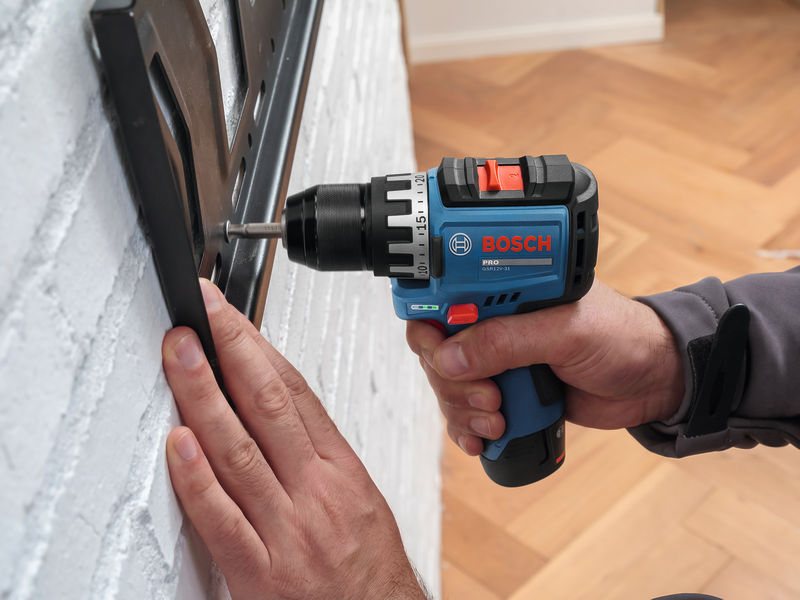 BOSCH GSR 12V-31 プロフェッショナルコードレ - Power Tools Professional のレビューと価格